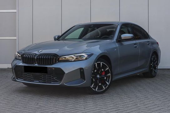 BMW Seria 3 330i xDrive M Sport