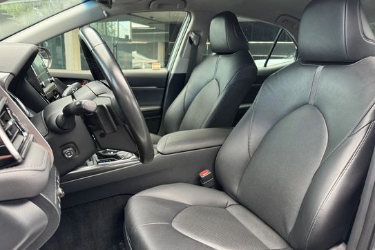 Toyota Camry 2.5 Hybrid Executive CVT