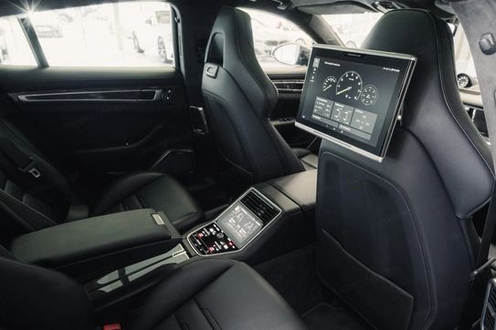 Porsche Panamera Turbo Hybrid