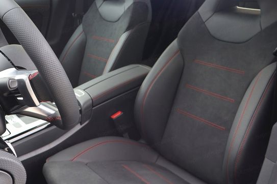 Mercedes CLA 250 e AMG Line