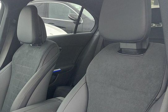 Mercedes Klasa C 200 4-Matic AMG