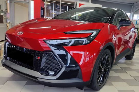 Toyota C-HR GR Sport 2.0 Hybrid Dynamic Force