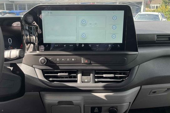 Ford Transit Custom 320 L2H1 Limited PHEV CVT