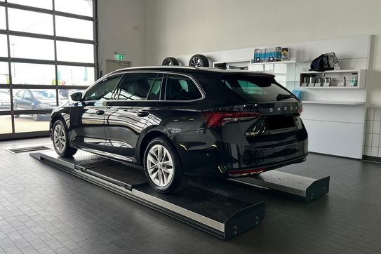 Skoda Octavia Drive Selection 1.5 TSI mHEV DSG