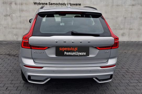 Volvo XC60 B4 B Plus Dark