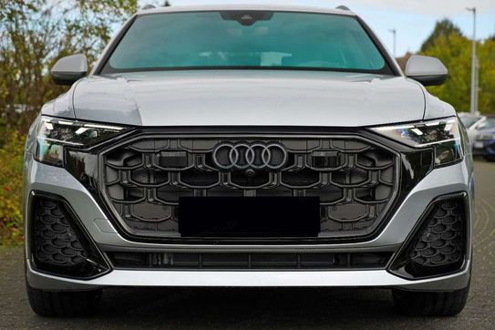 Audi Q8 TFSI e quattro