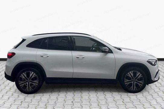 Mercedes GLA 200 Progressive