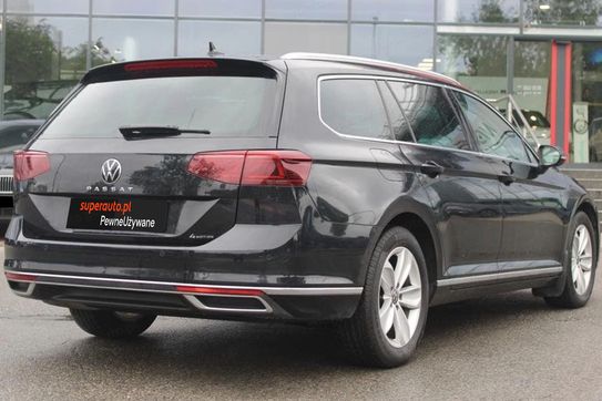 Volkswagen Passat 2.0 TDI 4Mot. Elegance DSG