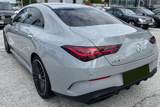Mercedes CLA 200 AMG Line