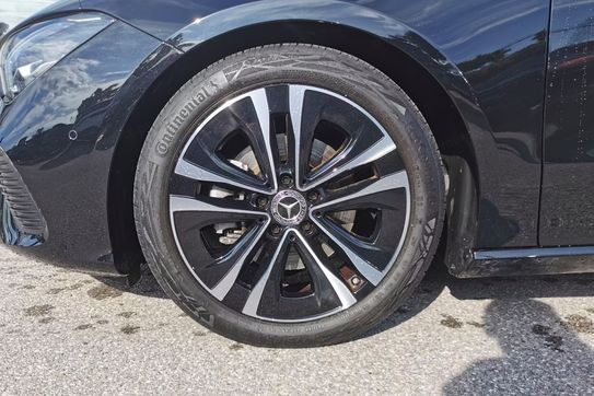 Mercedes CLA 200