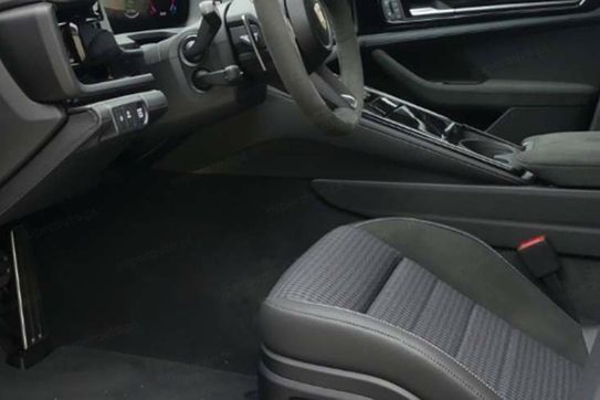Porsche Panamera 4 E-Hybrid