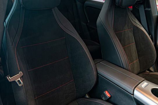 Mercedes CLA 220  4-Matic AMG Line