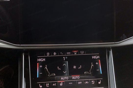 Audi Q7 50 TDI quattro S Line