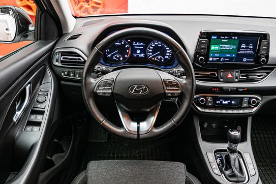 Hyundai i30 1.5 T-GDI Smart DCT