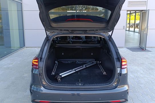 Kia Ceed 1.5 T-GDI Business Line DCT