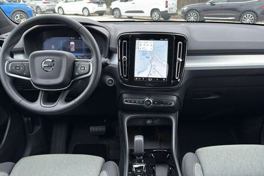 Volvo XC40 B3 Plus Dark aut
