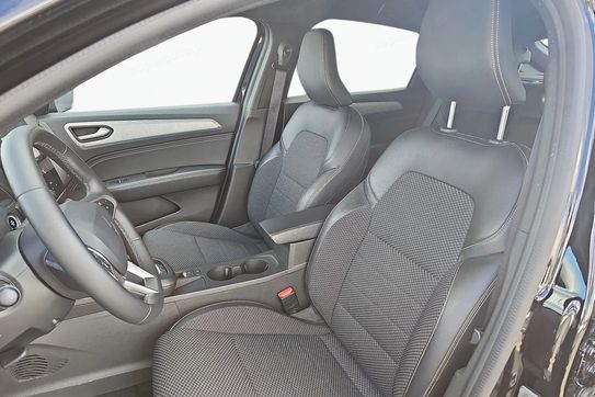 Renault Arkana 1.6 E-TECH Techno MMT