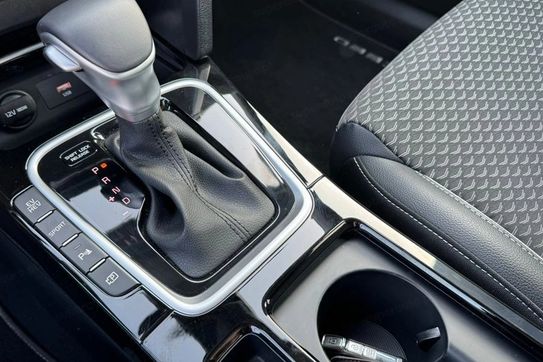 Kia Ceed 1.6 GDI PHEV Business Line DCT