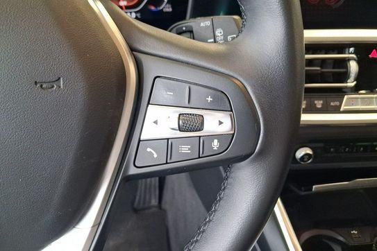 BMW Seria 3 Touring 318i