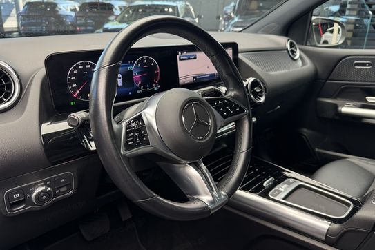 Mercedes B Klasa 220 d Progressive