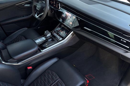 Audi Q8 RS TFSI quattro