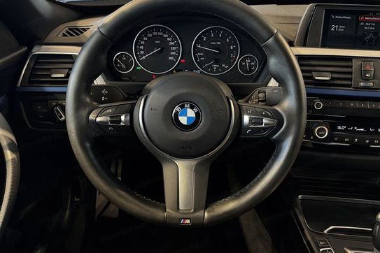 BMW Seria 3 Gran Turismo 320i xDrive M Sport