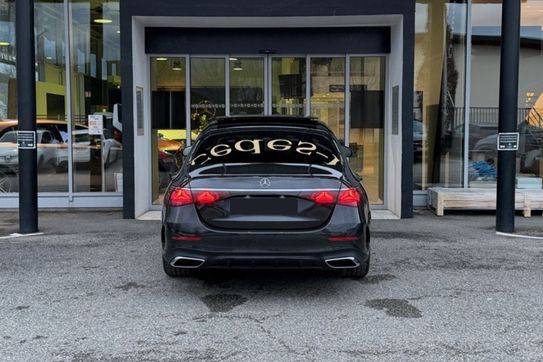 Mercedes Klasa E 200 4-Matic AMG