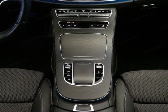 Mercedes Klasa E 220 d 4MATIC Avantgarde