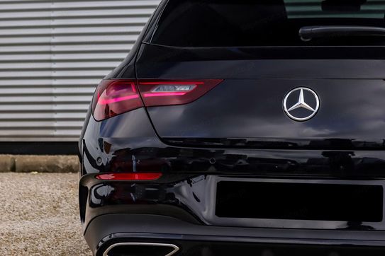 Mercedes CLA 200 AMG Line Shooting Brake