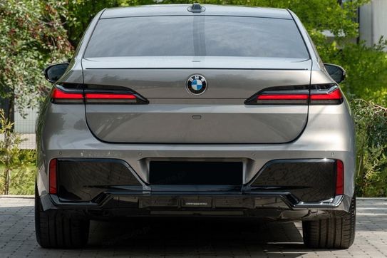 BMW Seria 7 740d xDrive M Sport