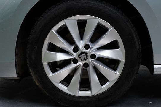 Skoda Superb Drive 2.0 TDI DSG