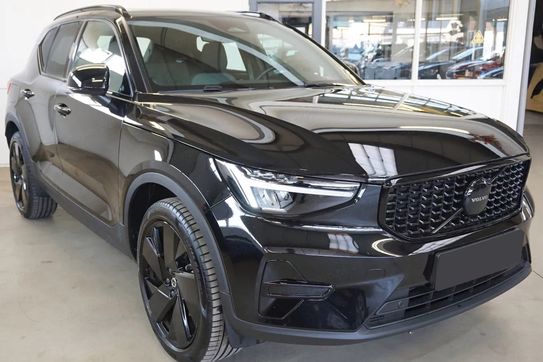 Volvo XC40 B4 Plus Black Edition