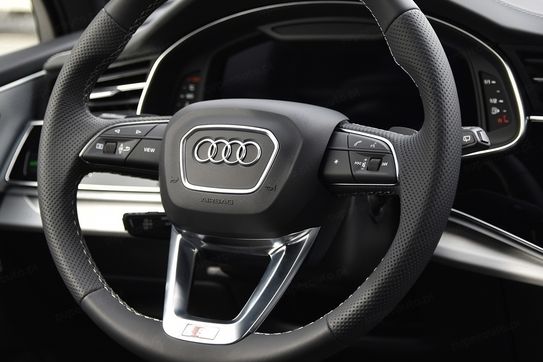 Audi Q8 TDI quattro S line