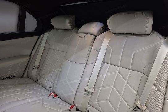 BMW Seria 7 740d xDrive M Sport