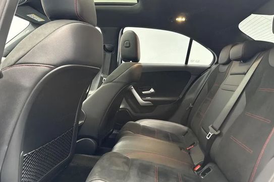 Mercedes Klasa A 180 AMG Line 7G-DCT