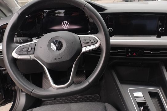 Volkswagen Golf Life 1.0 eTSI  DSG