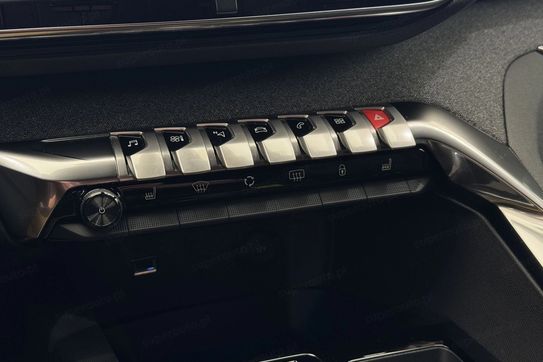 Peugeot 5008 1.2 PureTech Allure Pack S&S EAT8