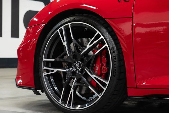 Audi R8 V10 RWD Performance