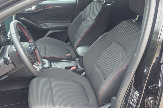 Ford Focus 1.0 EcoBoost ST-Line X