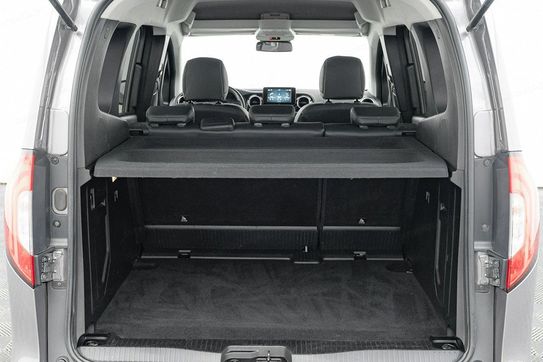 Mercedes T klasa T180d Progressive AT