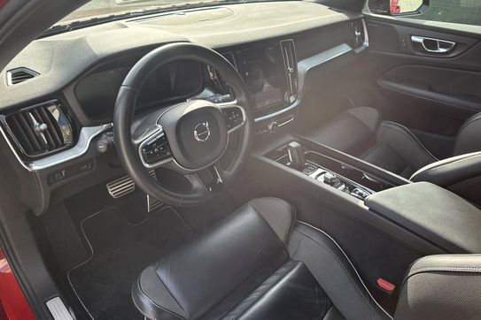 Volvo S60 B4 B R-Design