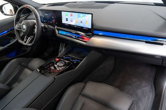BMW Seria 5 M5
