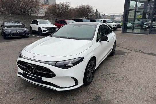 Mercedes CLA 180 Progressive