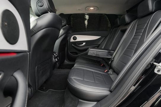 Mercedes Klasa E Kombi 300 de 4MATIC Avantgarde