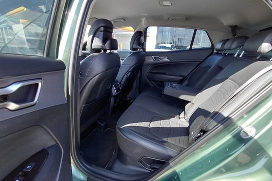 Kia Sportage T-GDI HEV Business Line 4WD aut