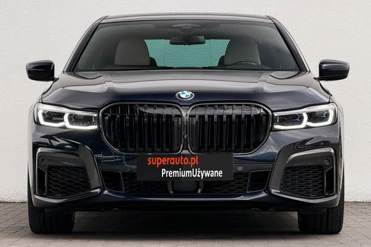 BMW Seria 7 750i xDrive sport-aut