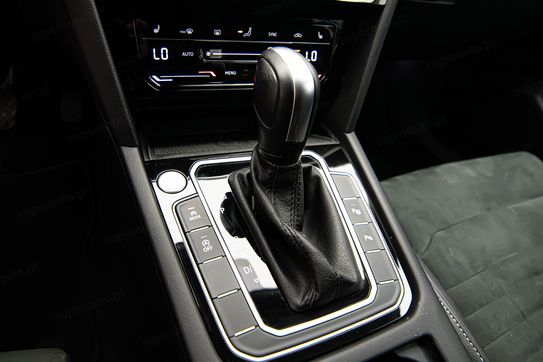 Volkswagen Passat 2.0 TSI R-Line DSG
