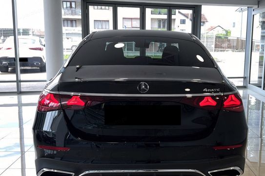 Mercedes Klasa E 220 d 4-Matic AMG