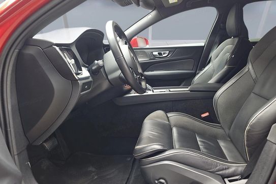 Volvo V60 Plus B5 B AWD