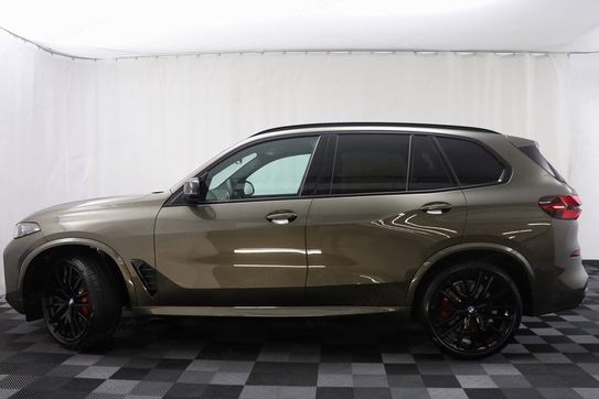 BMW X5 M60i xDrive